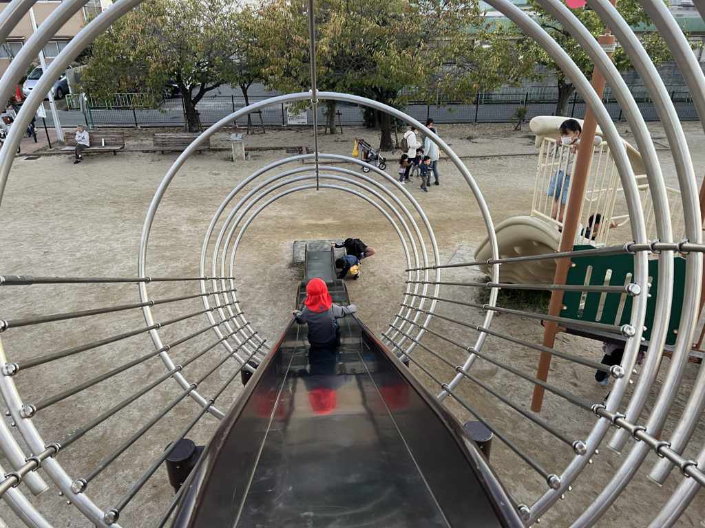 茨木で親子・子供（幼児）にオススメの公園  桑田公園