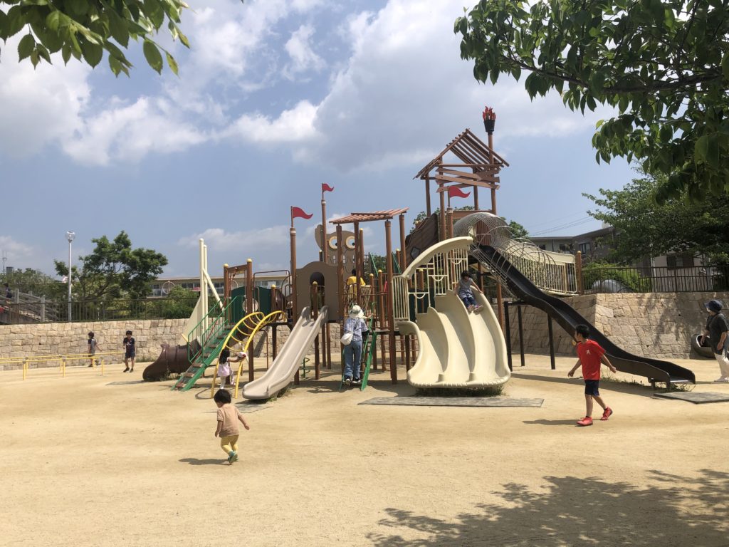 茨木で親子・子供（幼児）にオススメの公園  桑田公園
