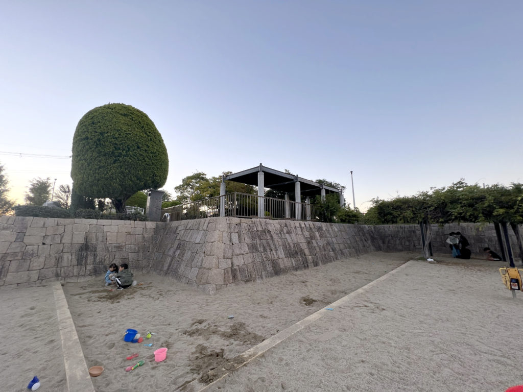茨木で親子・子供（幼児）にオススメの公園  桑田公園
