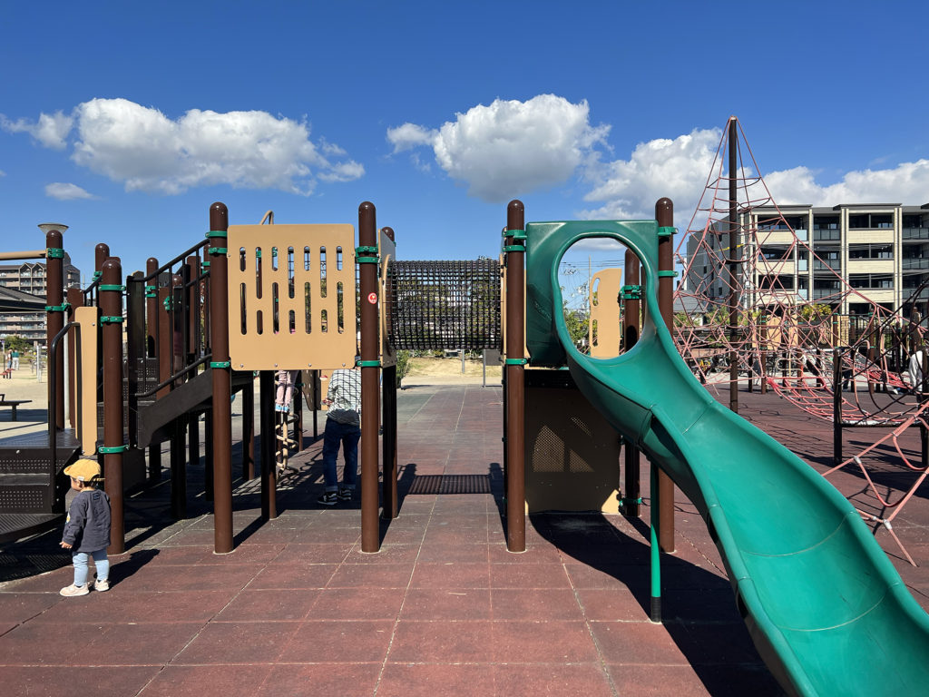 茨木で親子・子供（幼児）にオススメの公園 岩倉公園